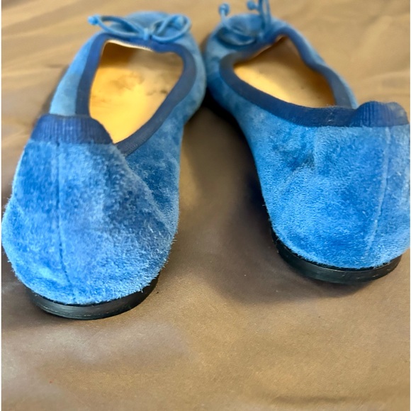 Christian Louboutin Blue Suede Flats – Pre-Owned, Excellent Condition - Picture 6 of 7